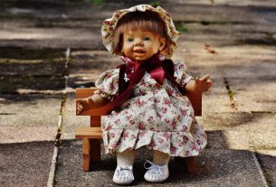 , Why Dolls Prams Are Great Gifts for Your Child, Saubio Making Wealth